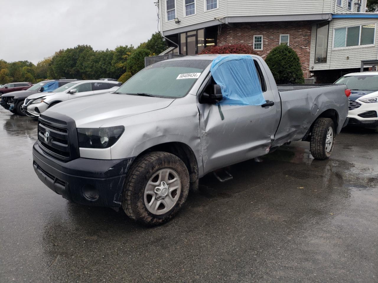 2013 Toyota Tundra  на продаже в North Billerica, MA - Side