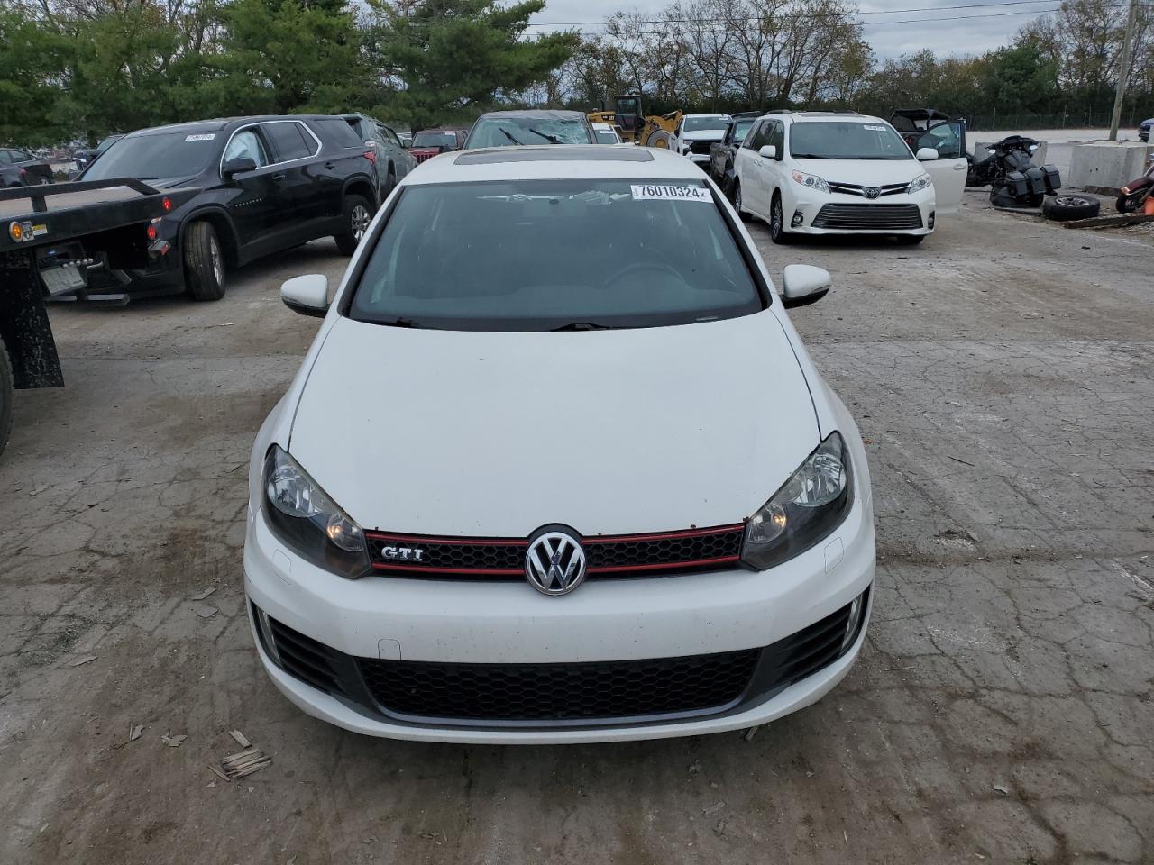 2010 Volkswagen GTI - Image 5