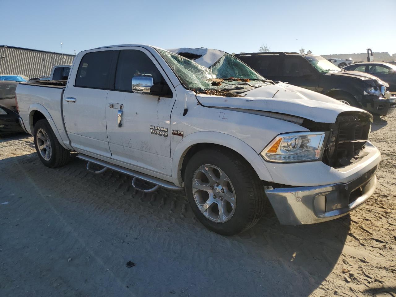 2014 RAM 1500 - Image 4