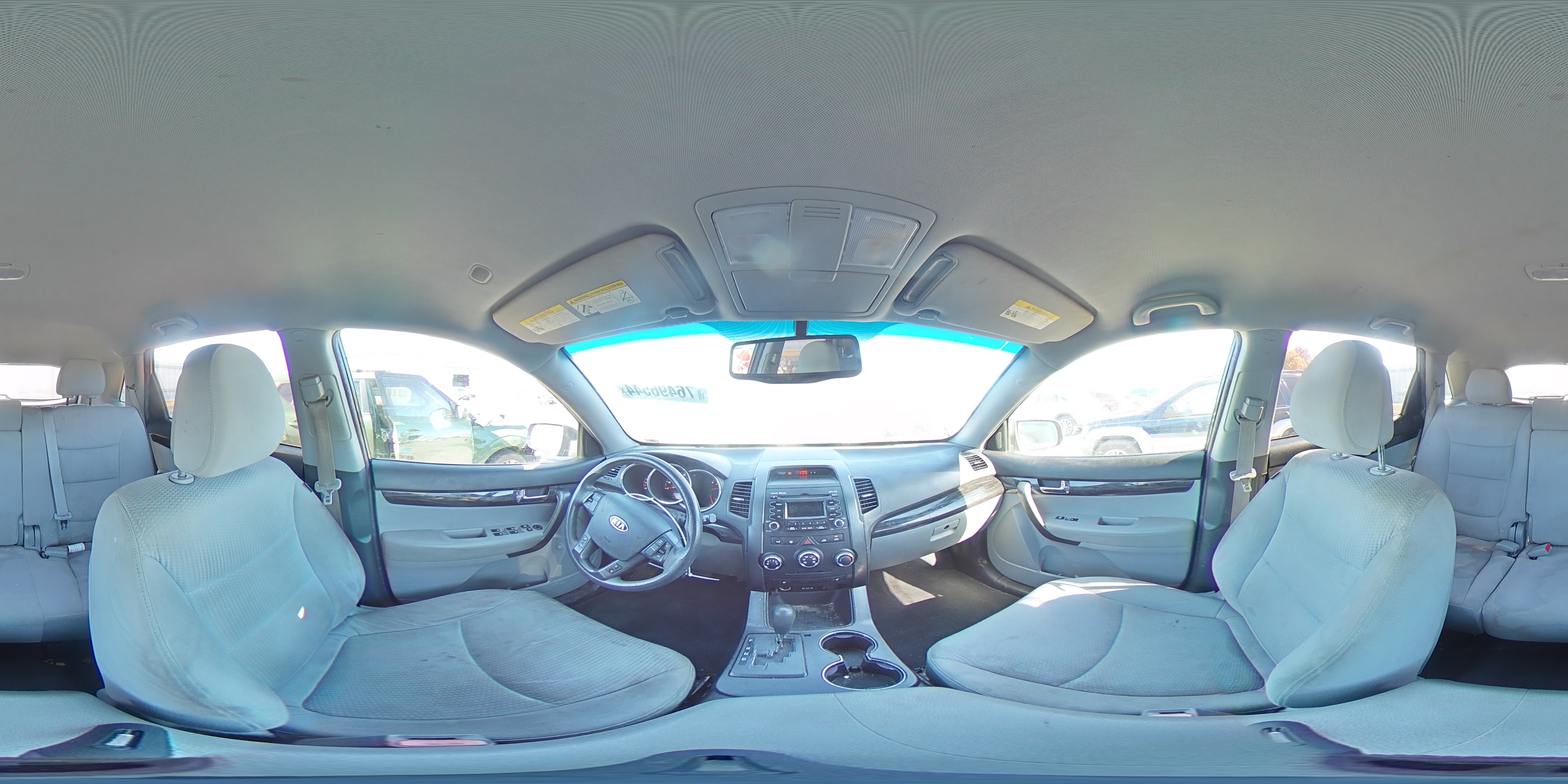 2011 Kia Sorento - Image 13