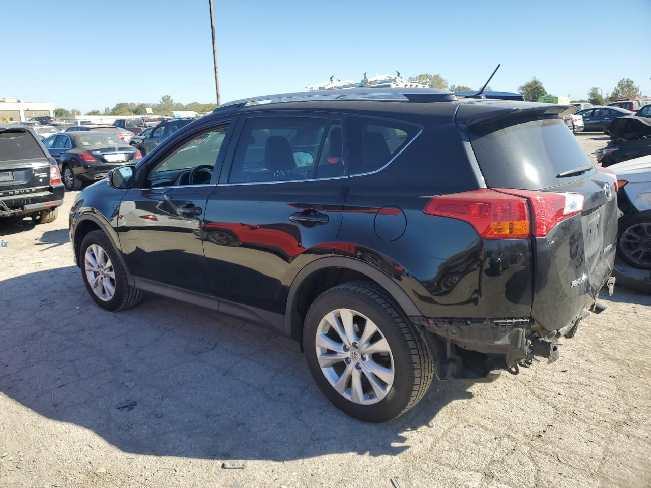2015 Toyota RAV 4 - Image 2