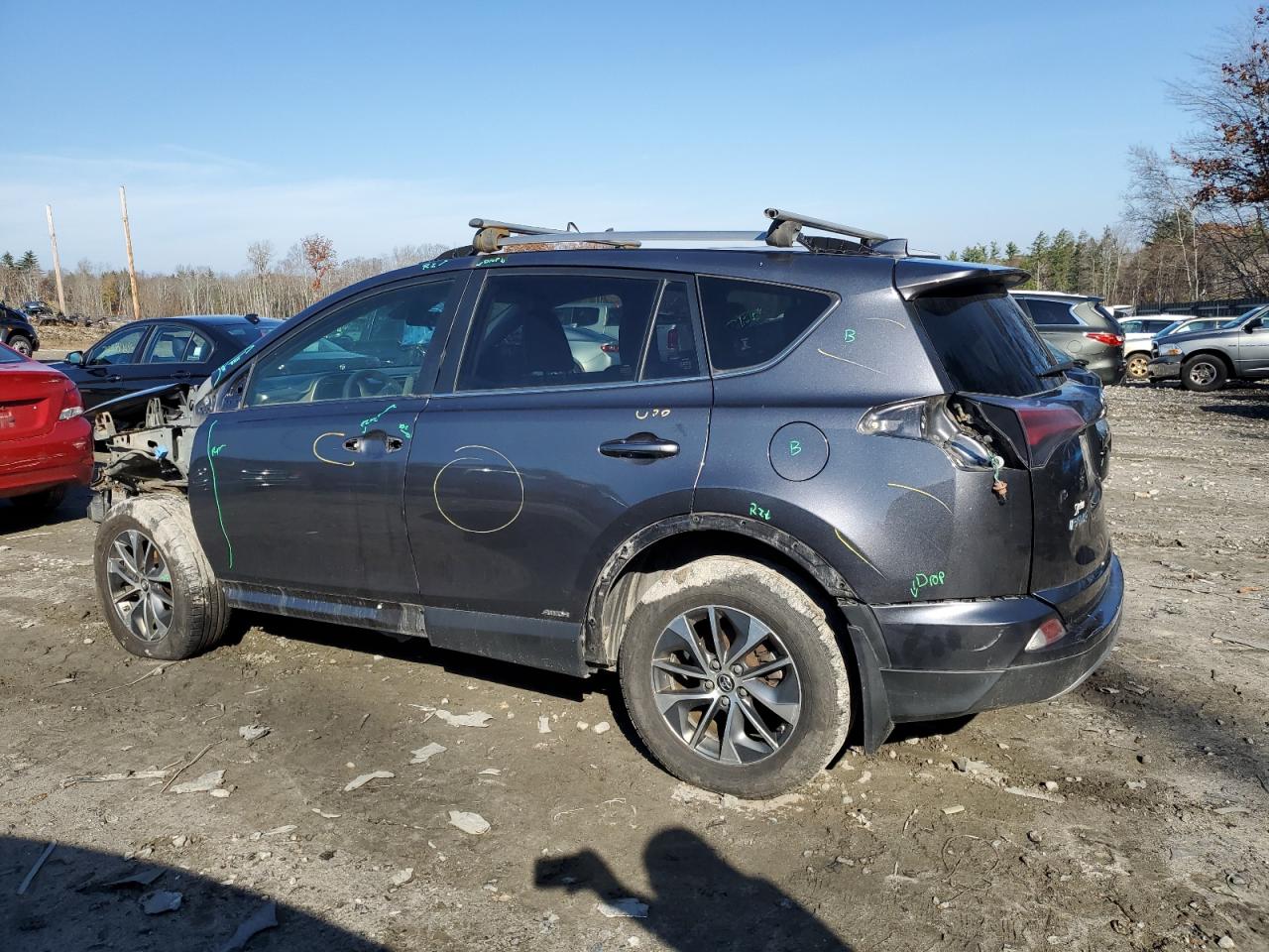 2018 Toyota RAV 4 - Image 2