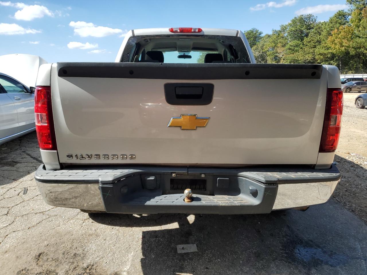 2012 Chevrolet Silverado - Image 6