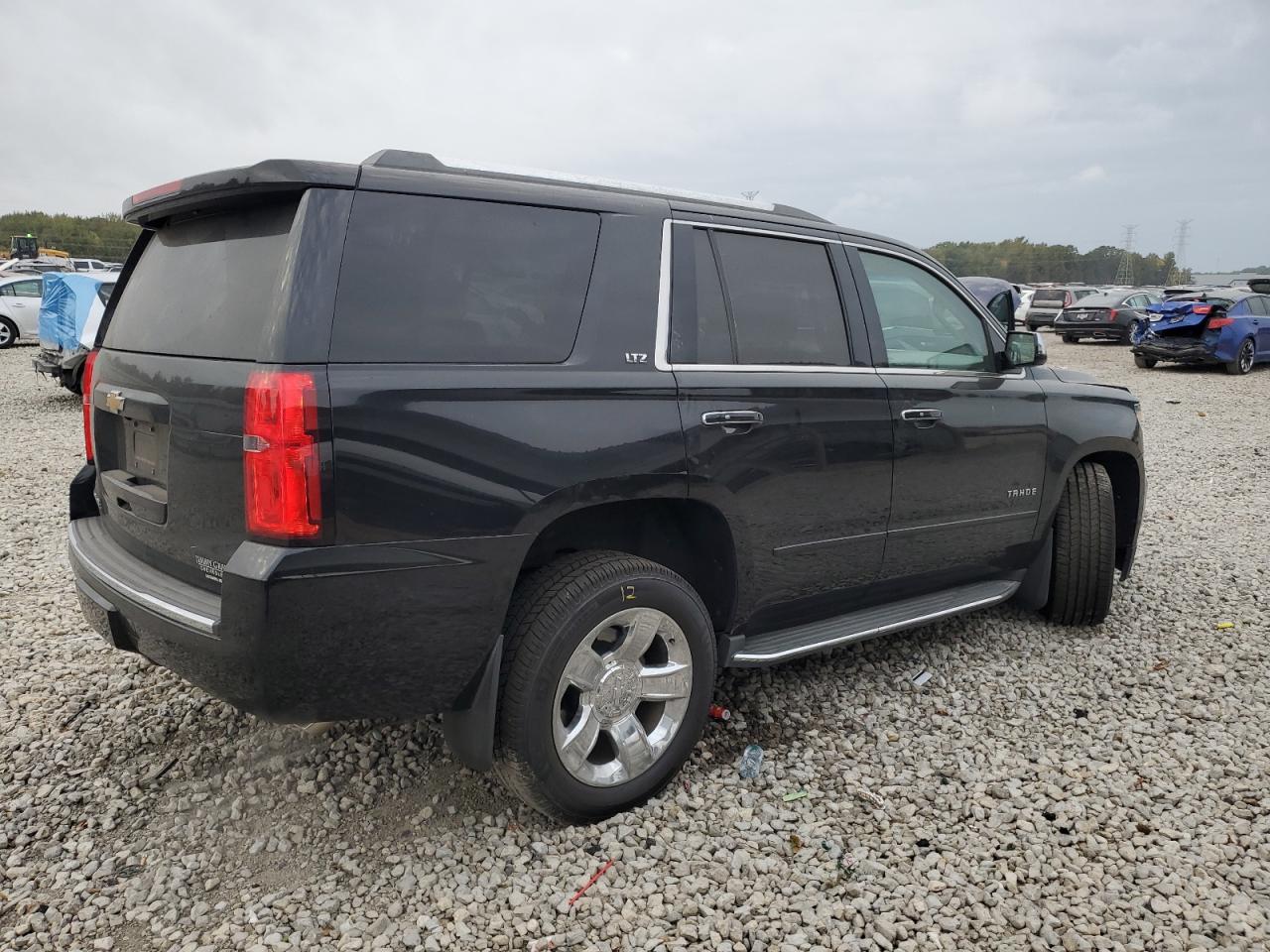2016 Chevrolet Tahoe - Image 3