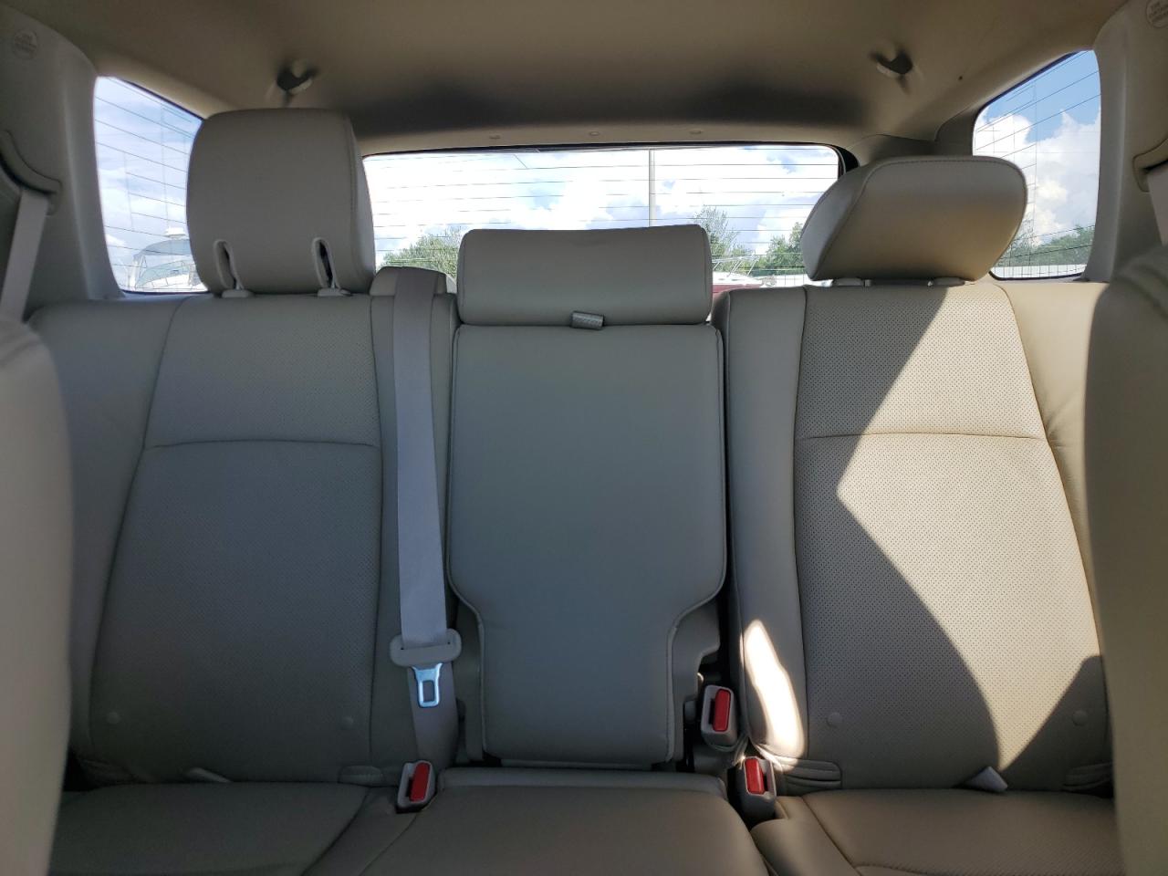 2020 Toyota 4Runner - Image 10