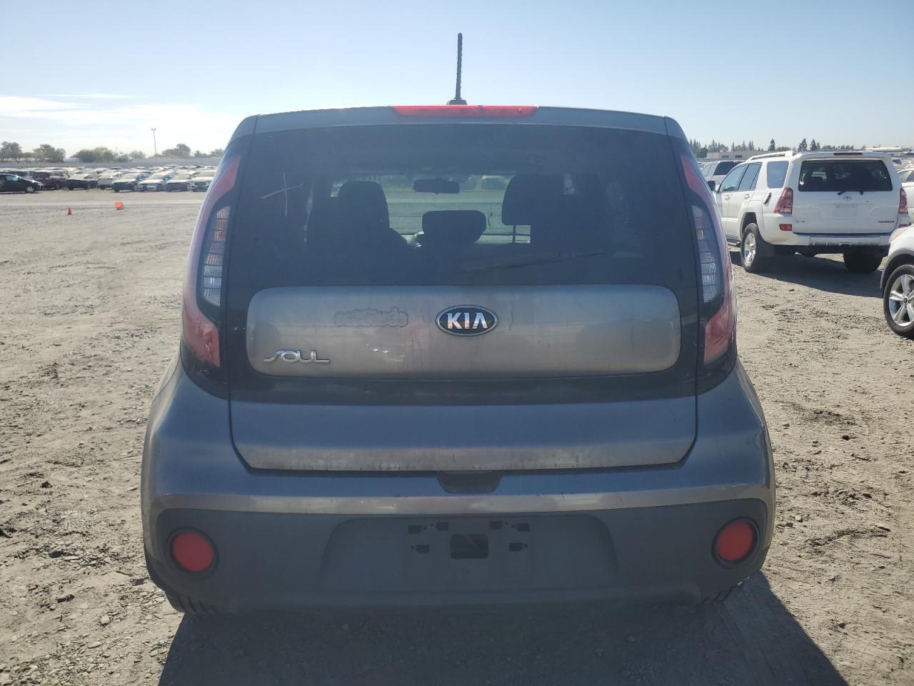 2018 Kia Soul VIN: KNDJN2A27J7541878 Lot: 77912014