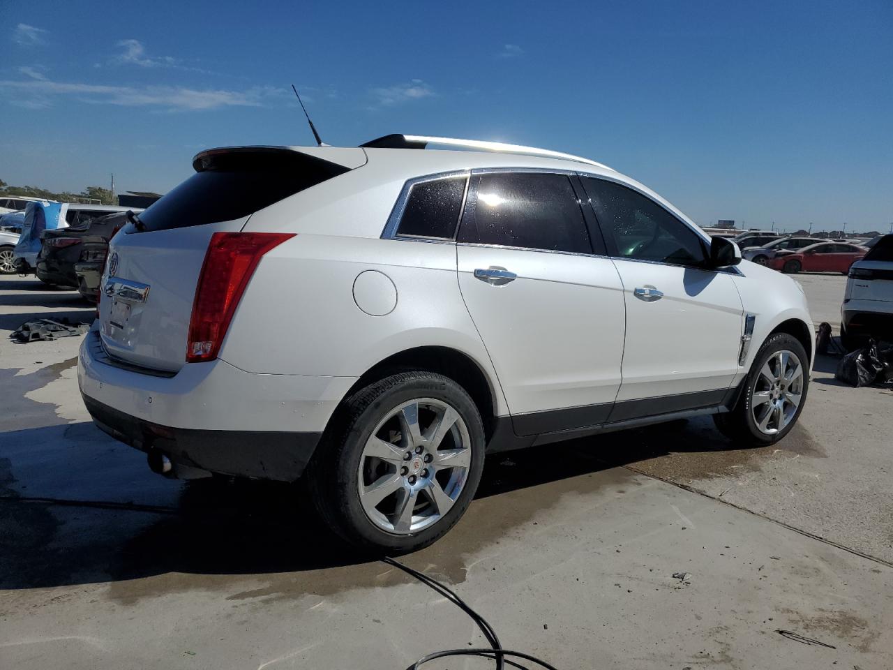 2011 Cadillac SRX - Image 3