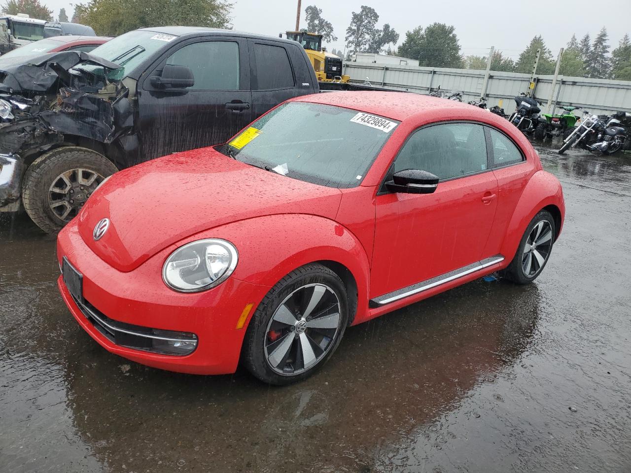 2013 Volkswagen Beetle - Image 1
