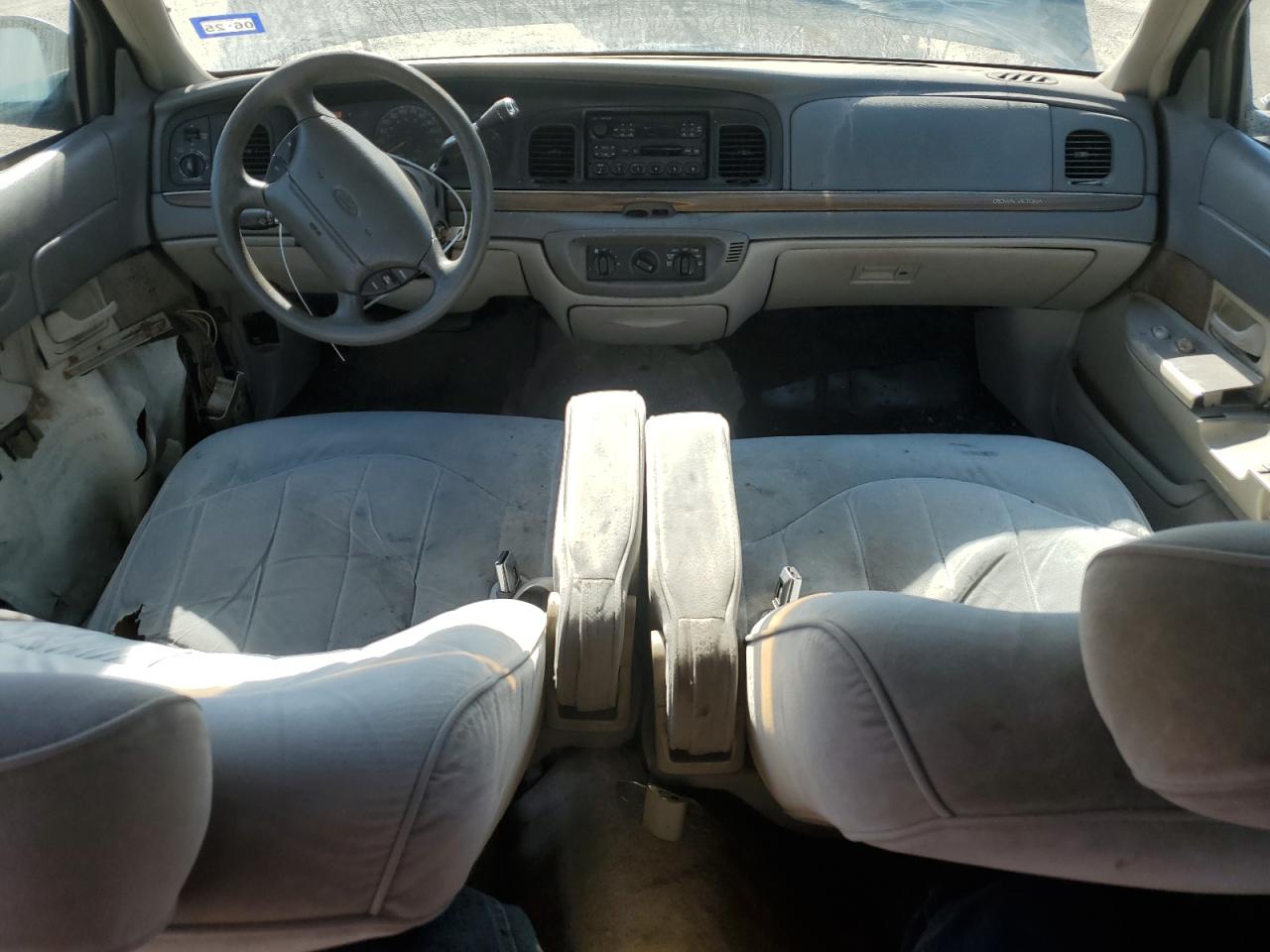 1996 Ford Crown Victoria VIN: 2FALP73WXTX196123 Lot: 77444094