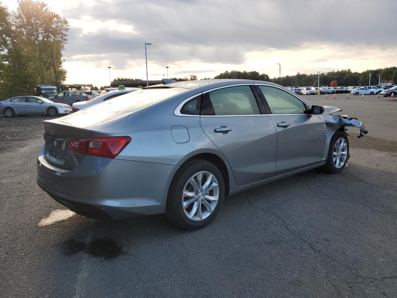 VIN 1G1ZD5ST2RF174123 2024 CHEVROLET MALIBU no.3