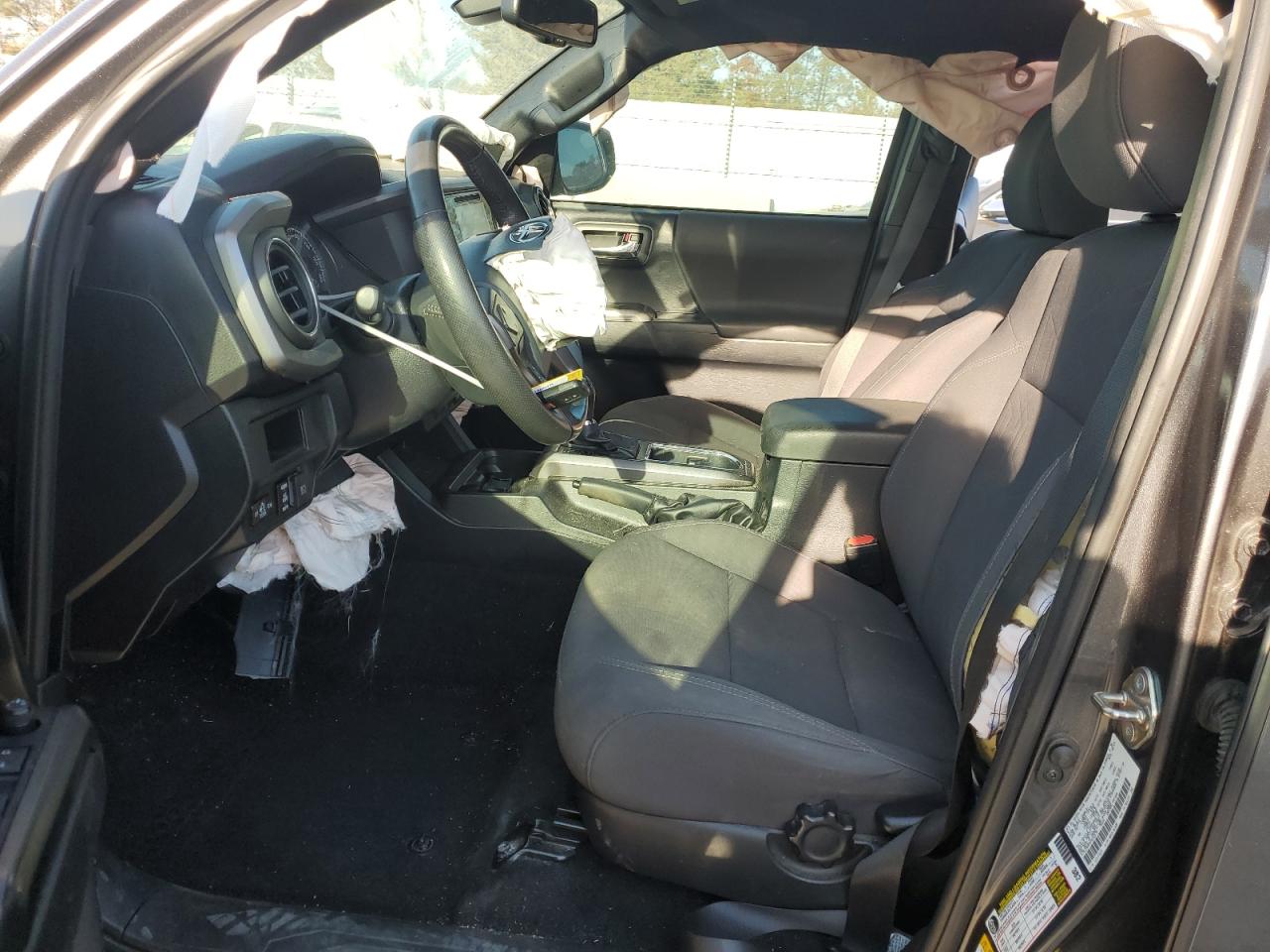 2019 Toyota Tacoma - Image 7