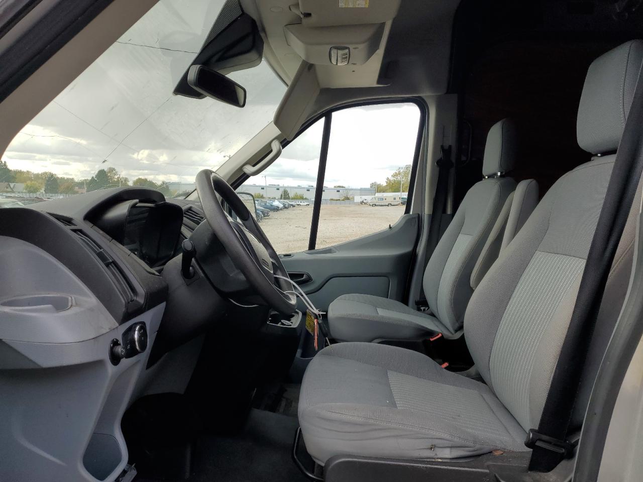 2017 Ford Transit T-150 VIN: 1FTYE2CM4HKA49233 Lot: 74587854