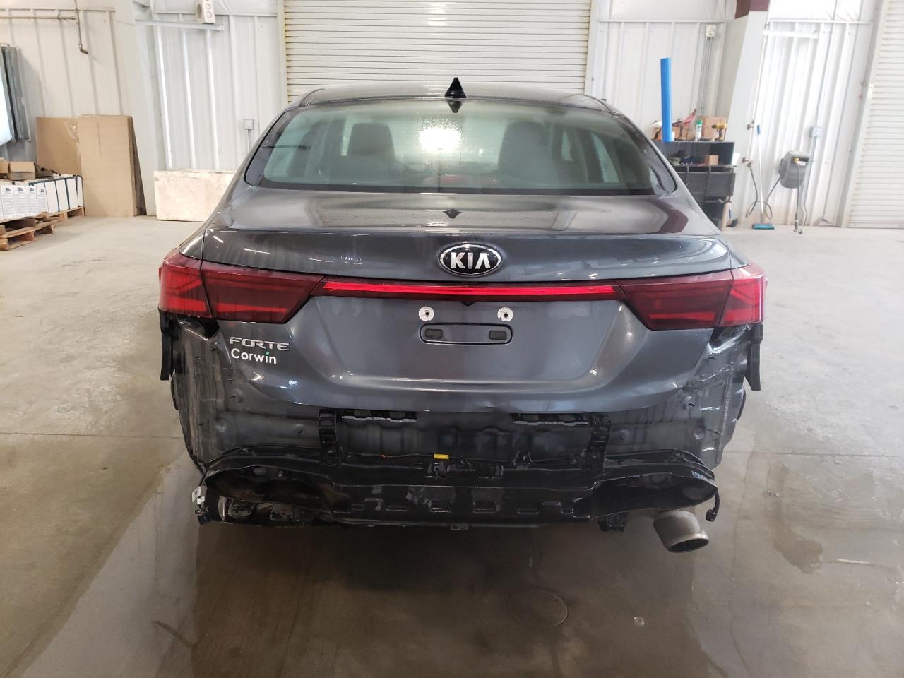 3KPF24AD0KE116242 2019 Kia Forte Fe