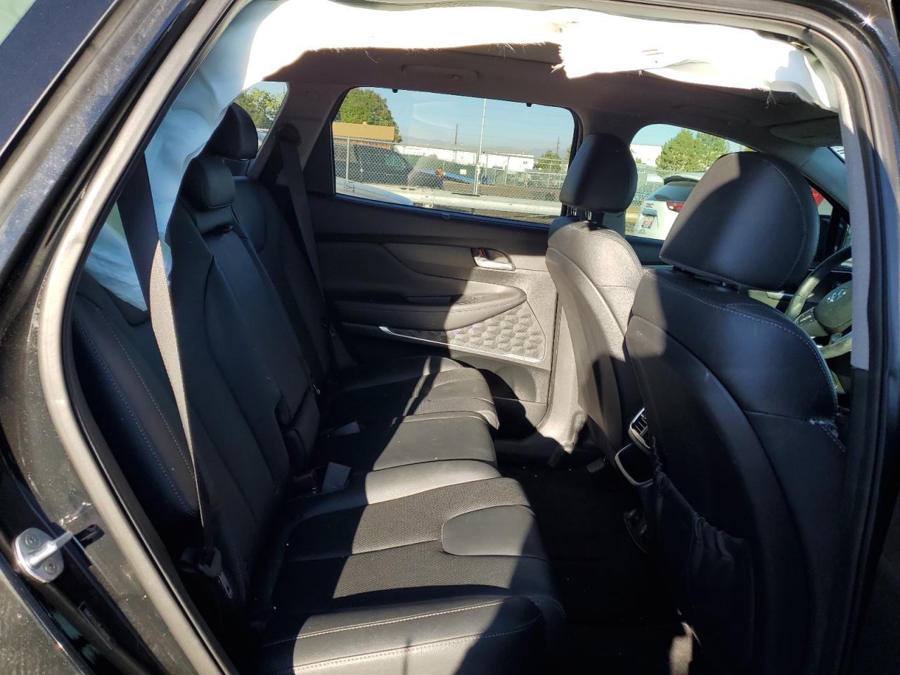 2020 Hyundai Santa Fe - Image 10