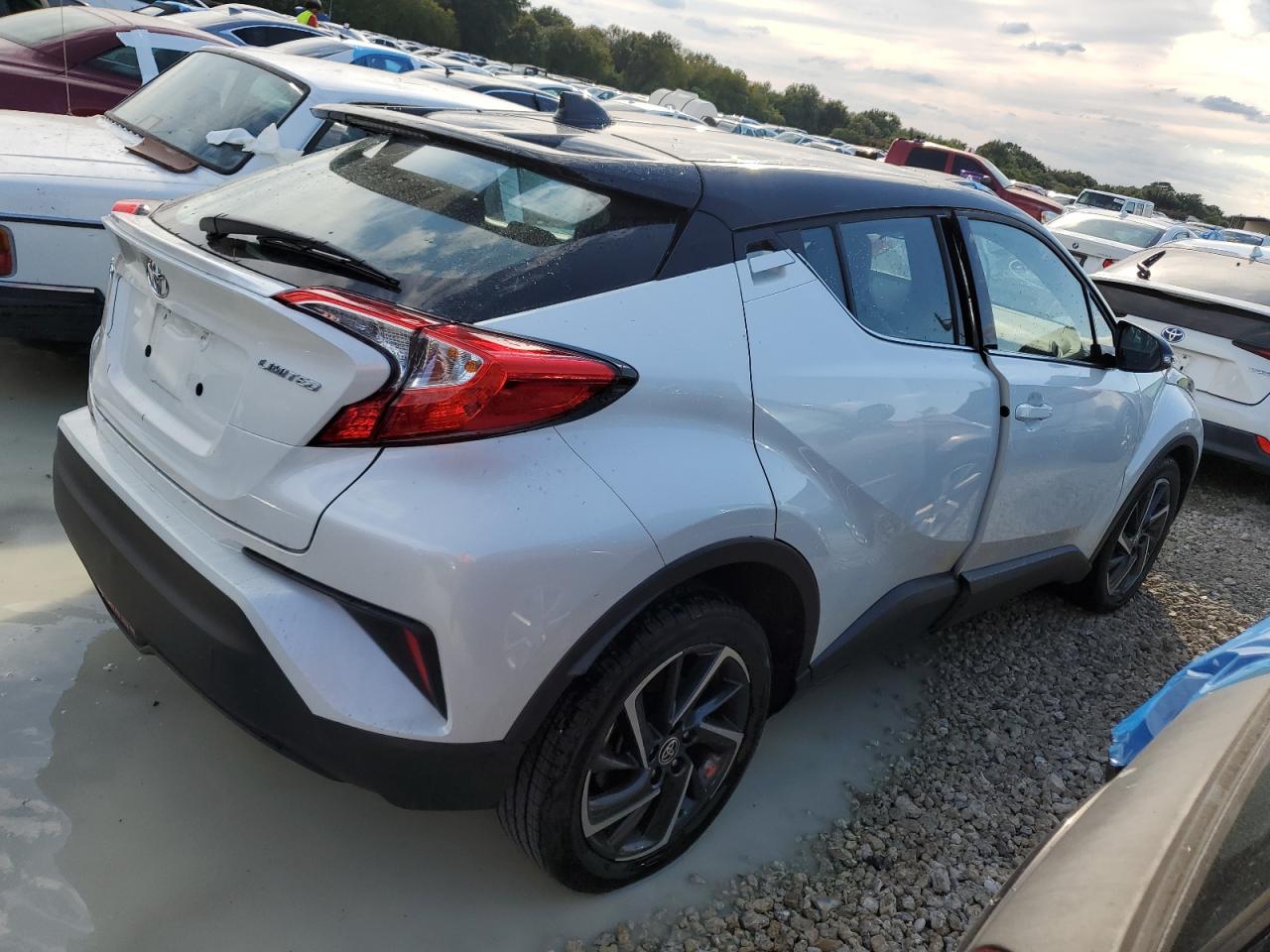 2021 Toyota C-HR - Image 3