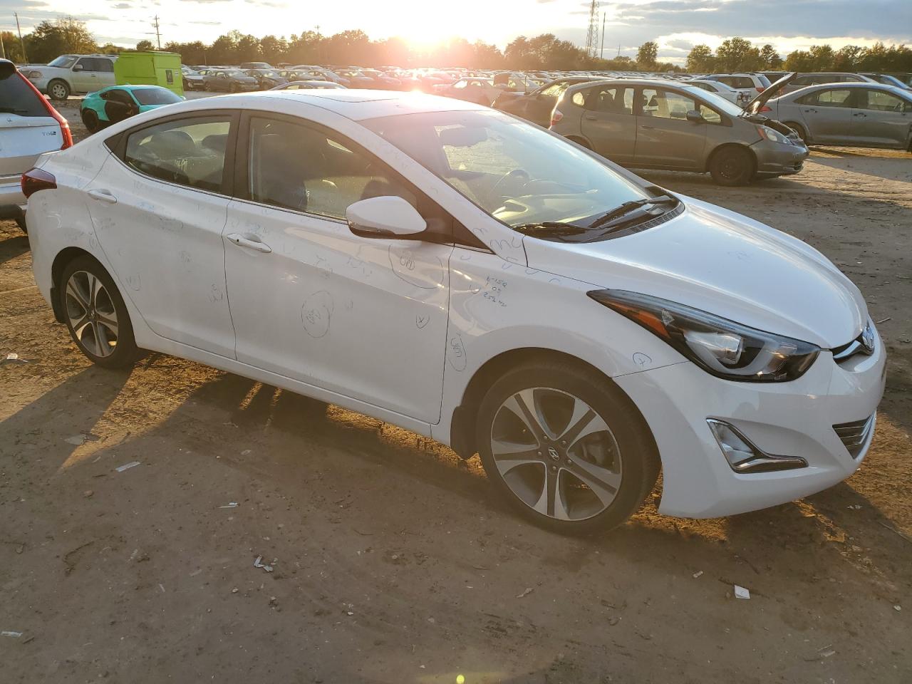 2015 Hyundai Elantra - Image 4