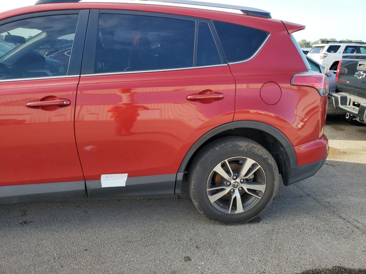 JTMWFREV5GJ062483 2016 Toyota Rav4 Xle