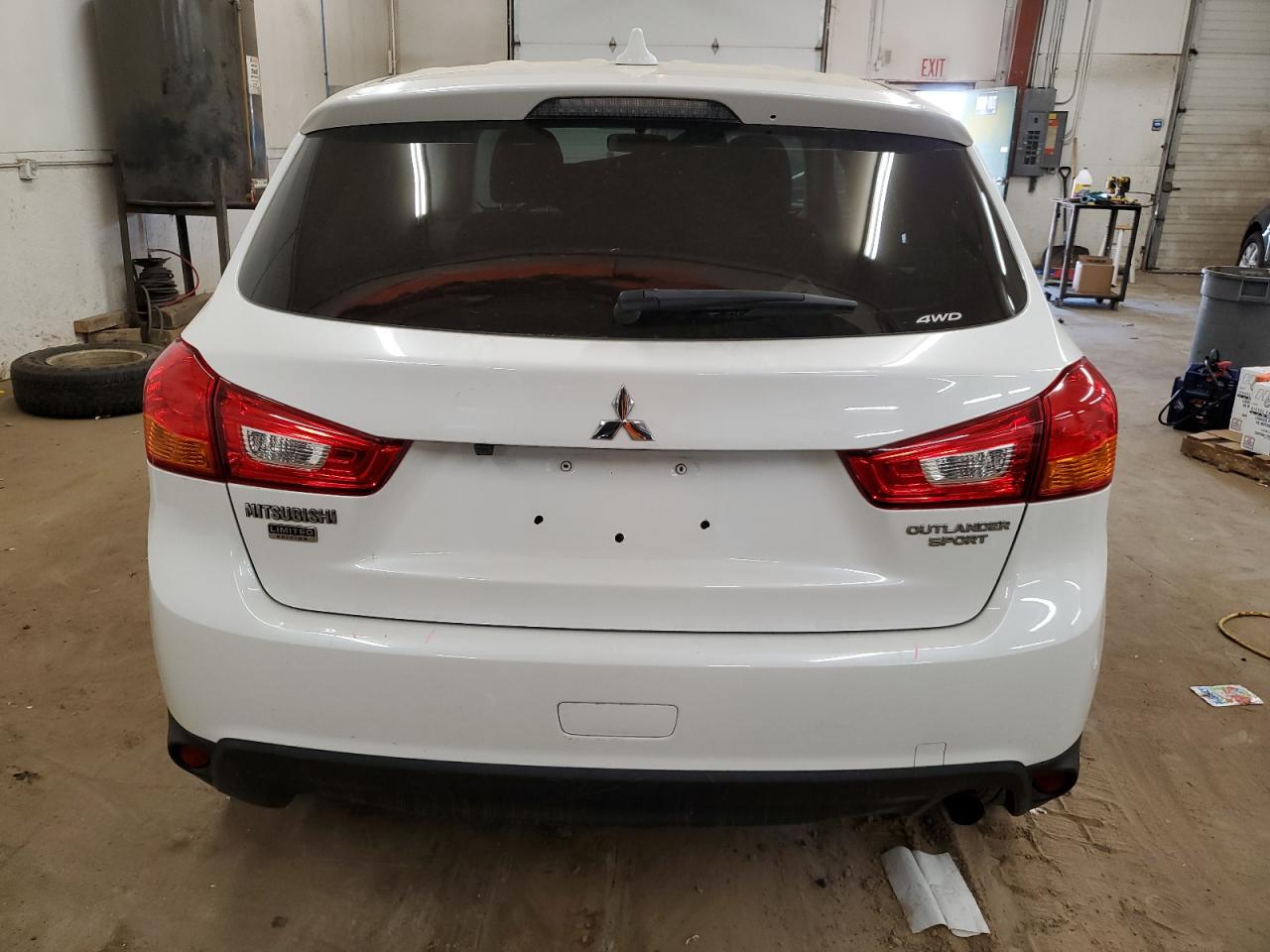 JA4AR3AU8HZ052233 2017 Mitsubishi Outlander Sport Es