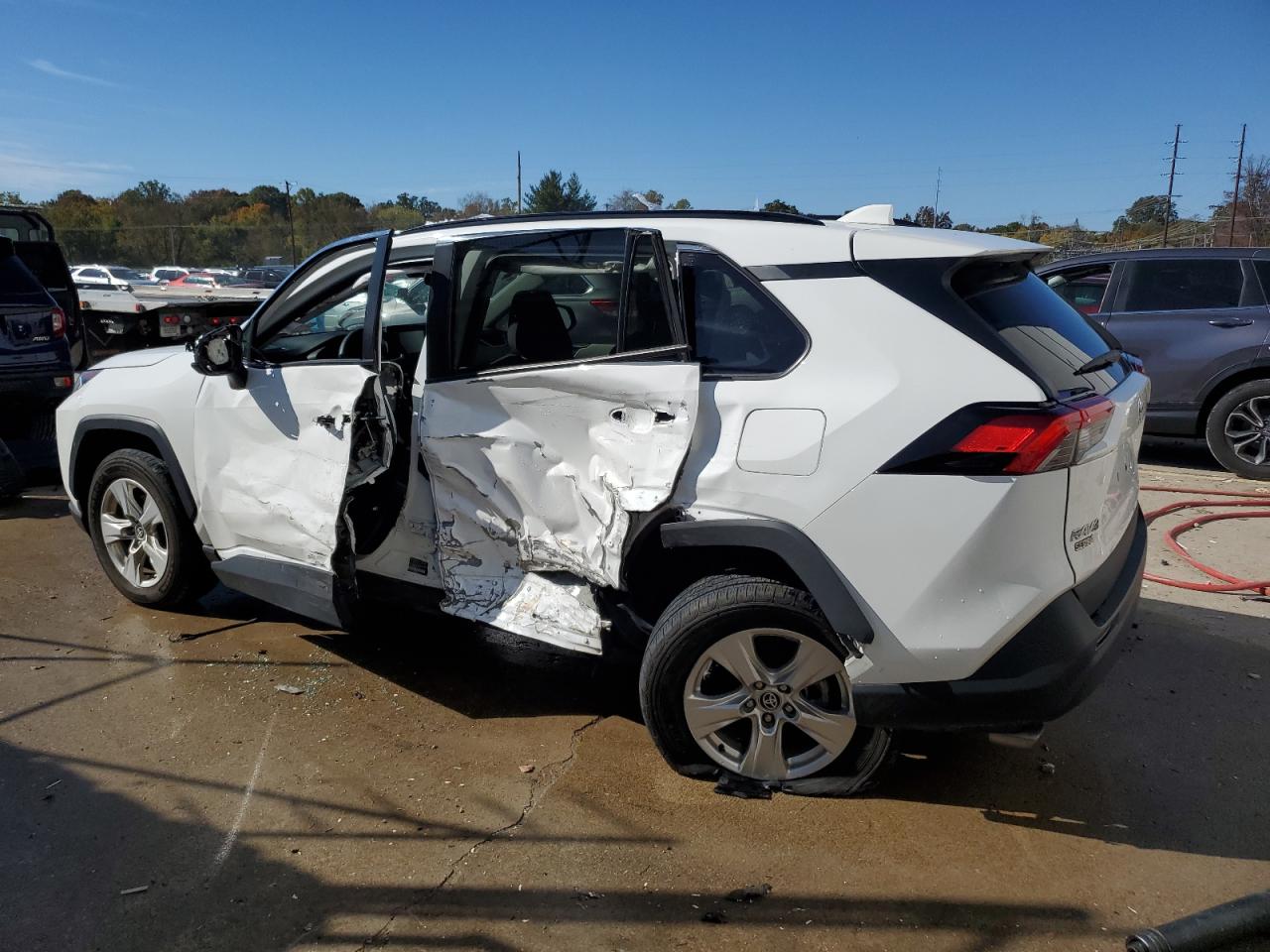 2021 Toyota RAV 4 - Image 2