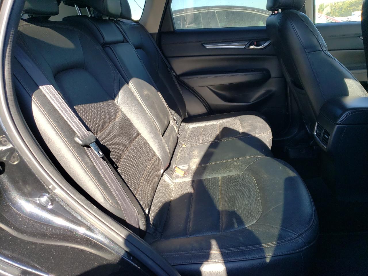2017 Mazda CX-5 - Image 12
