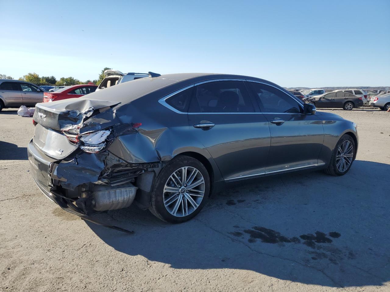 2018 Genesis G80 - Image 3