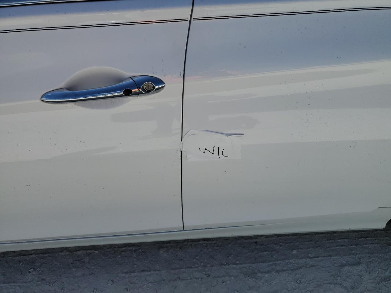 2013 Hyundai Sonata - Image 12