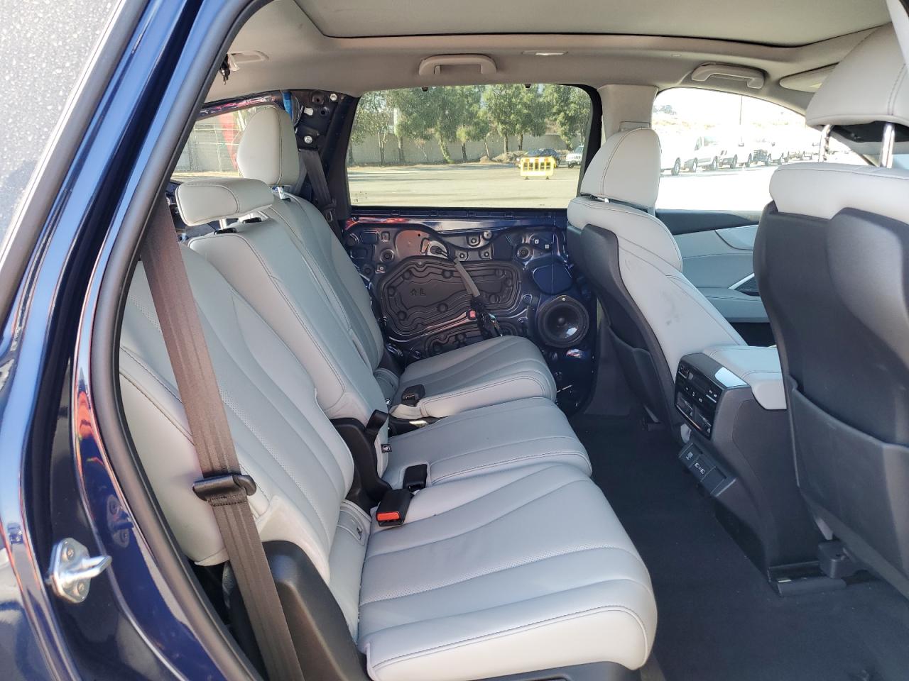 2023 Acura MDX - Image 11