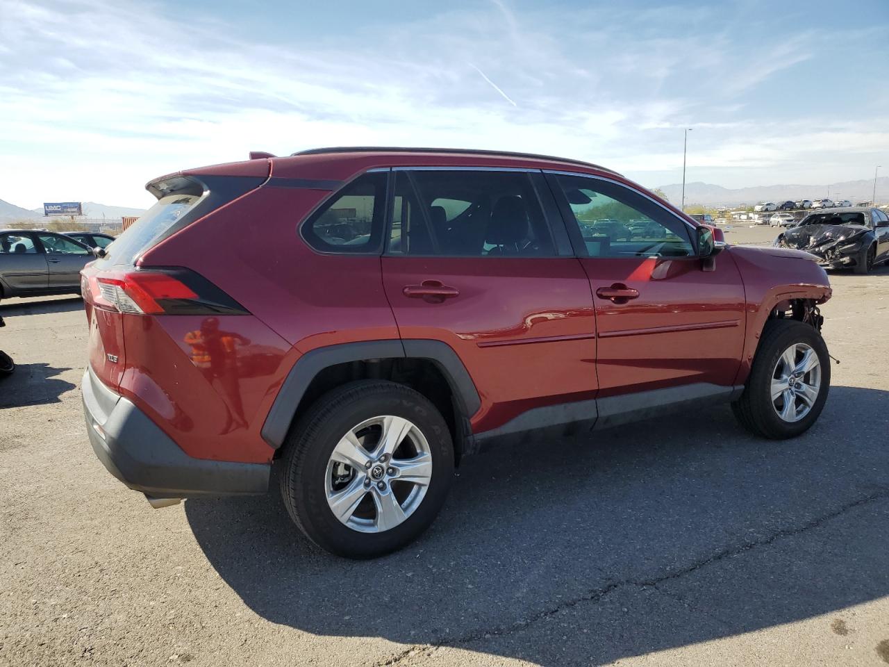 2019 Toyota RAV 4 - Image 3