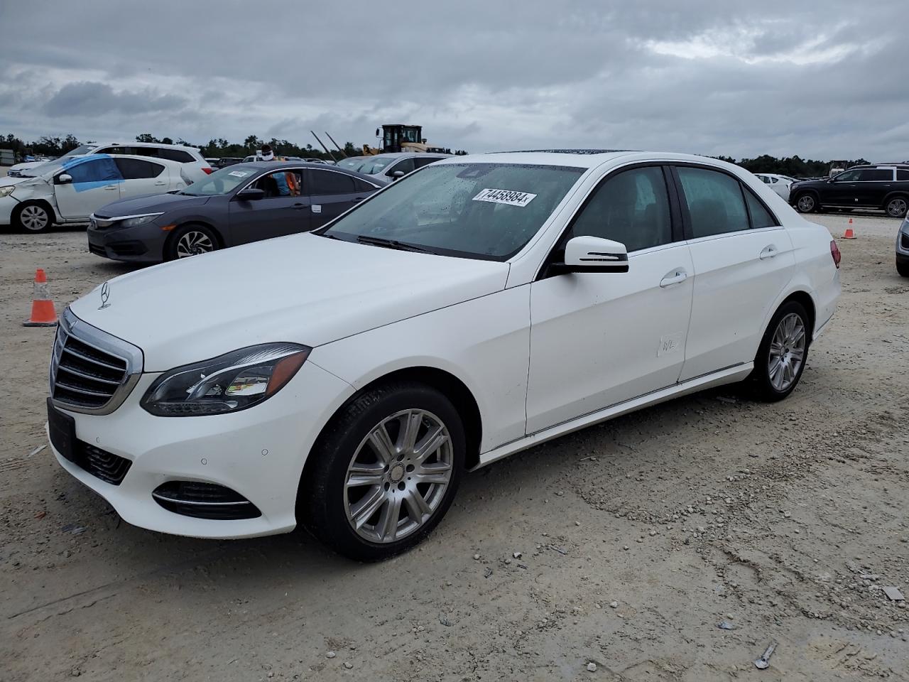 2014 MERCEDES-BENZ E-CLASS