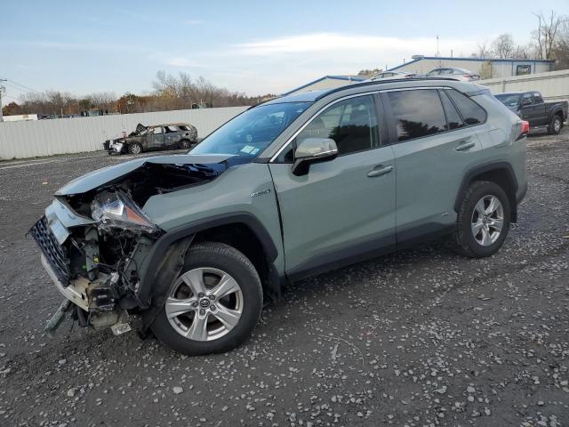 2T3RWRFVXLW065595 Toyota RAV4 XLE