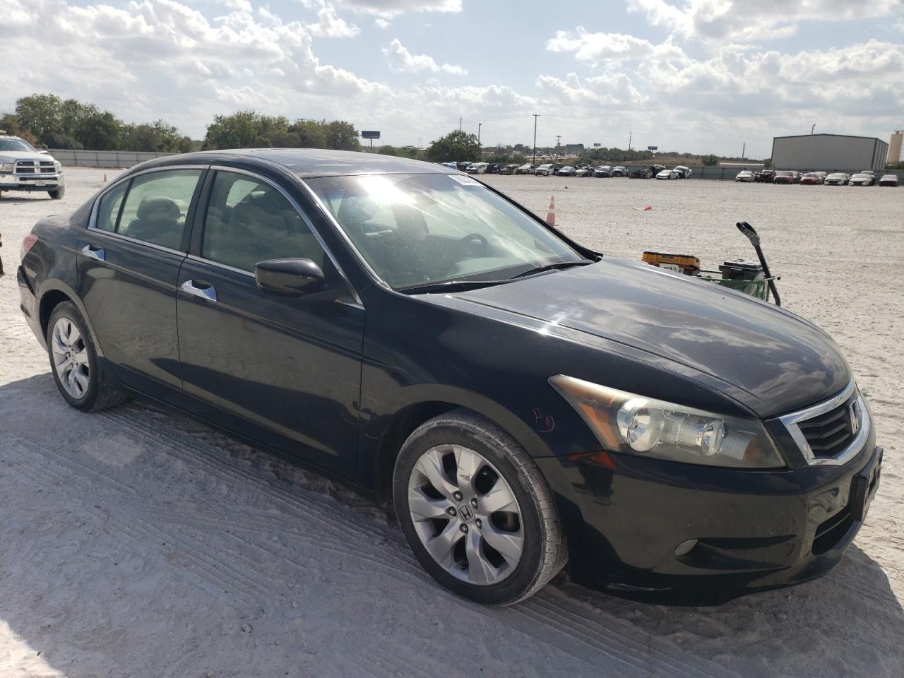 2009 Honda Accord - Image 4