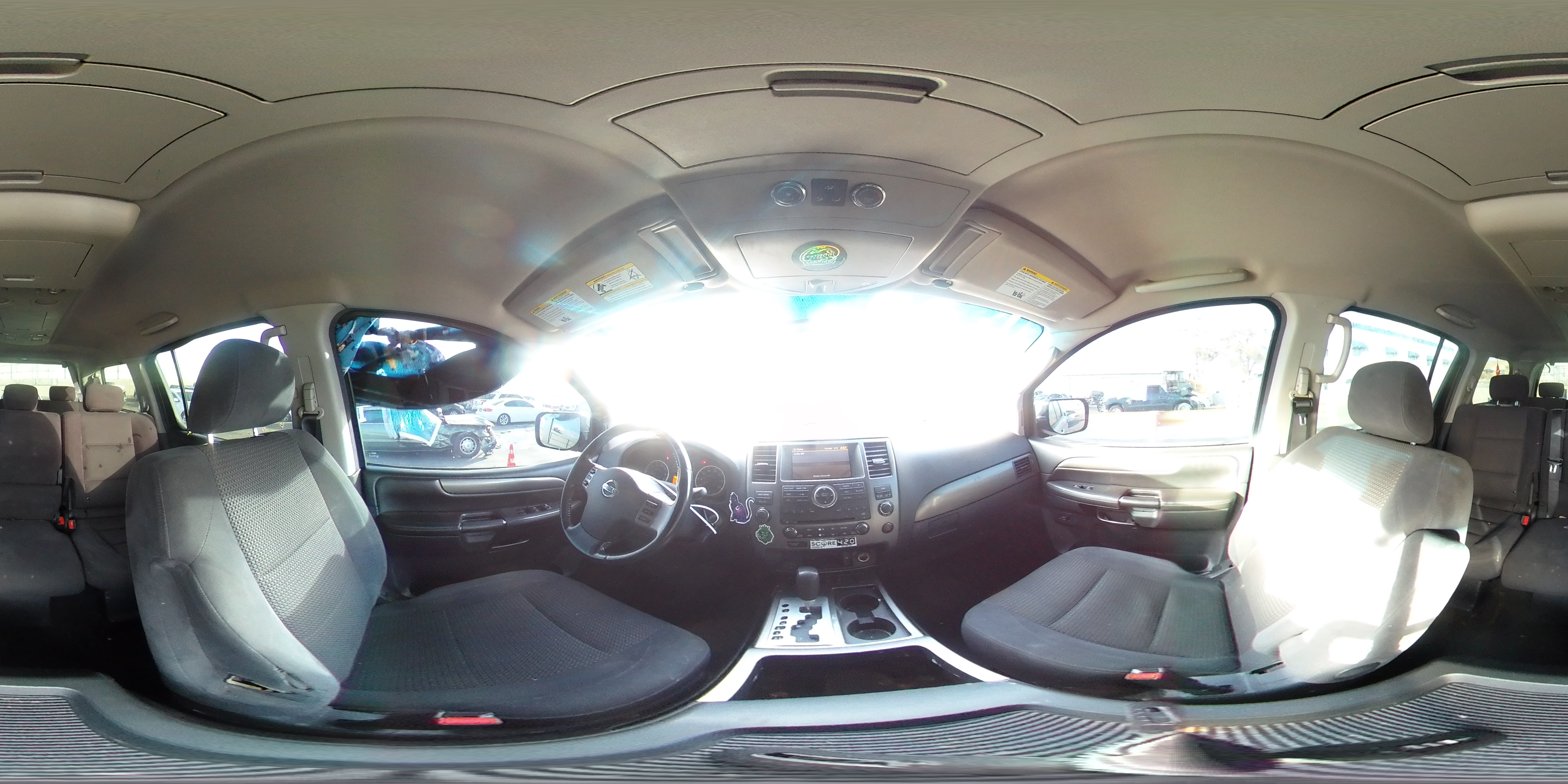 2009 Nissan Armada - Image 13