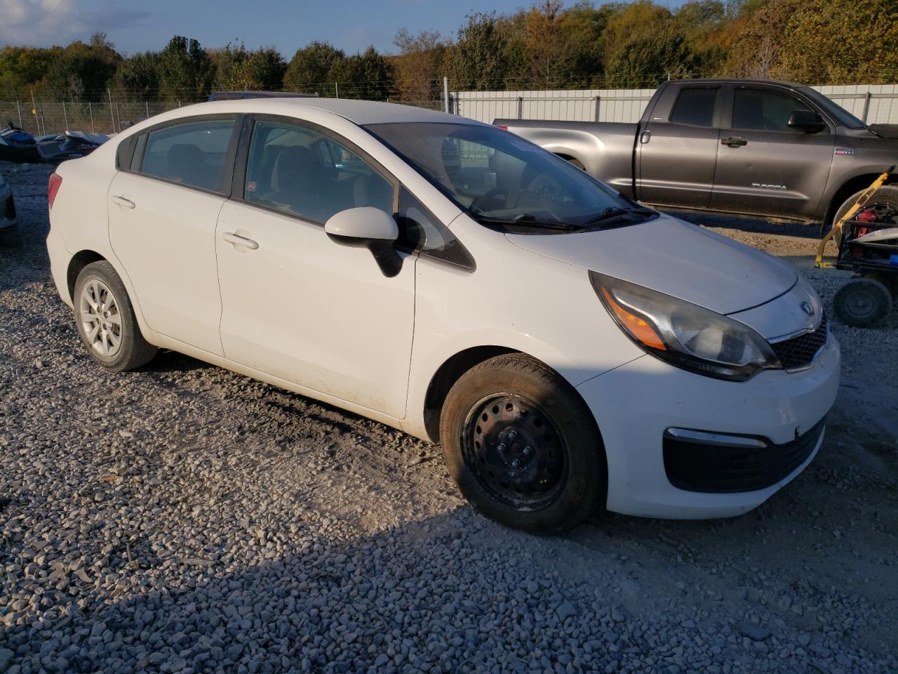 2016 Kia Rio - Image 4