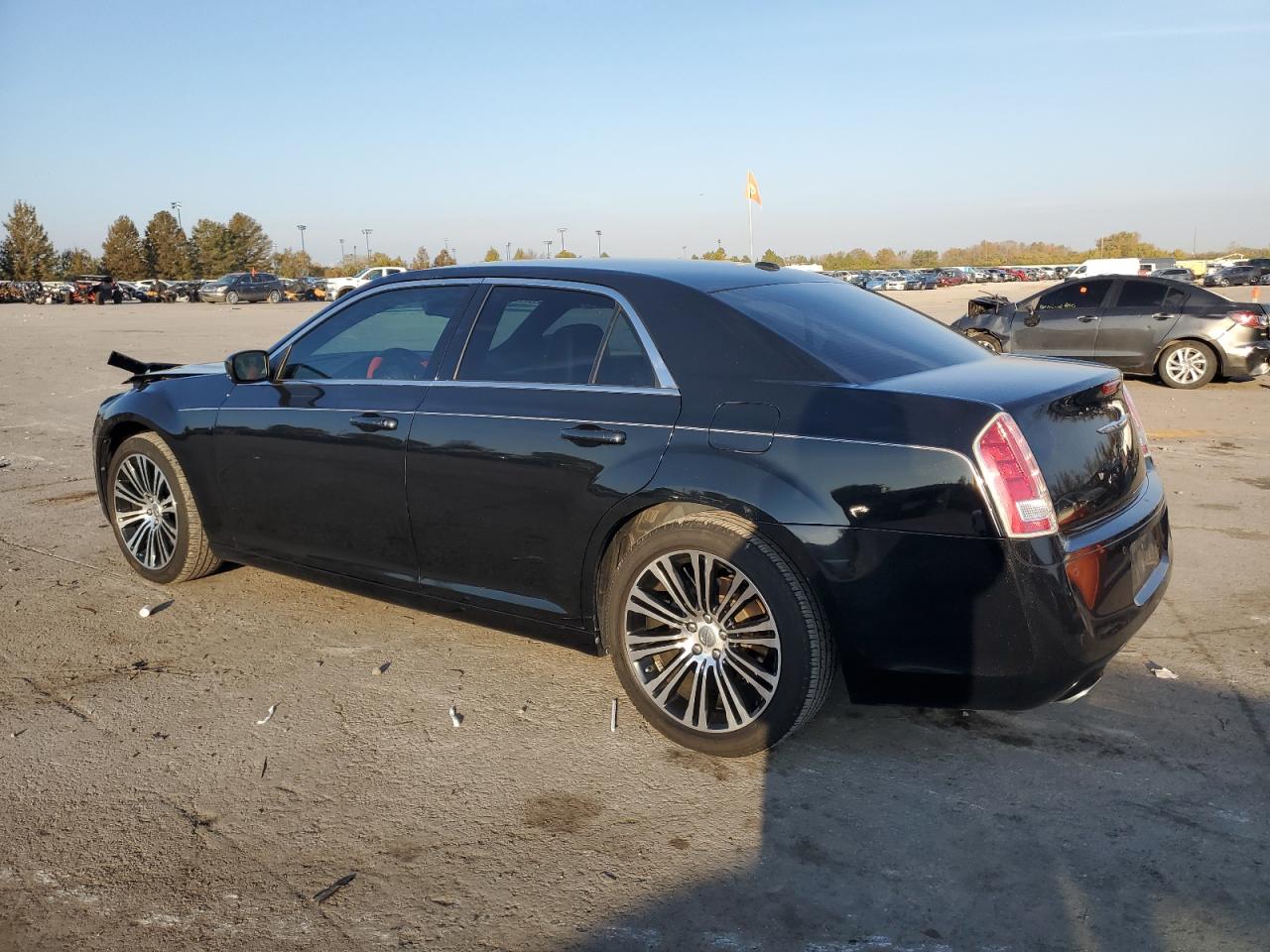 2014 Chrysler 300 - Image 2