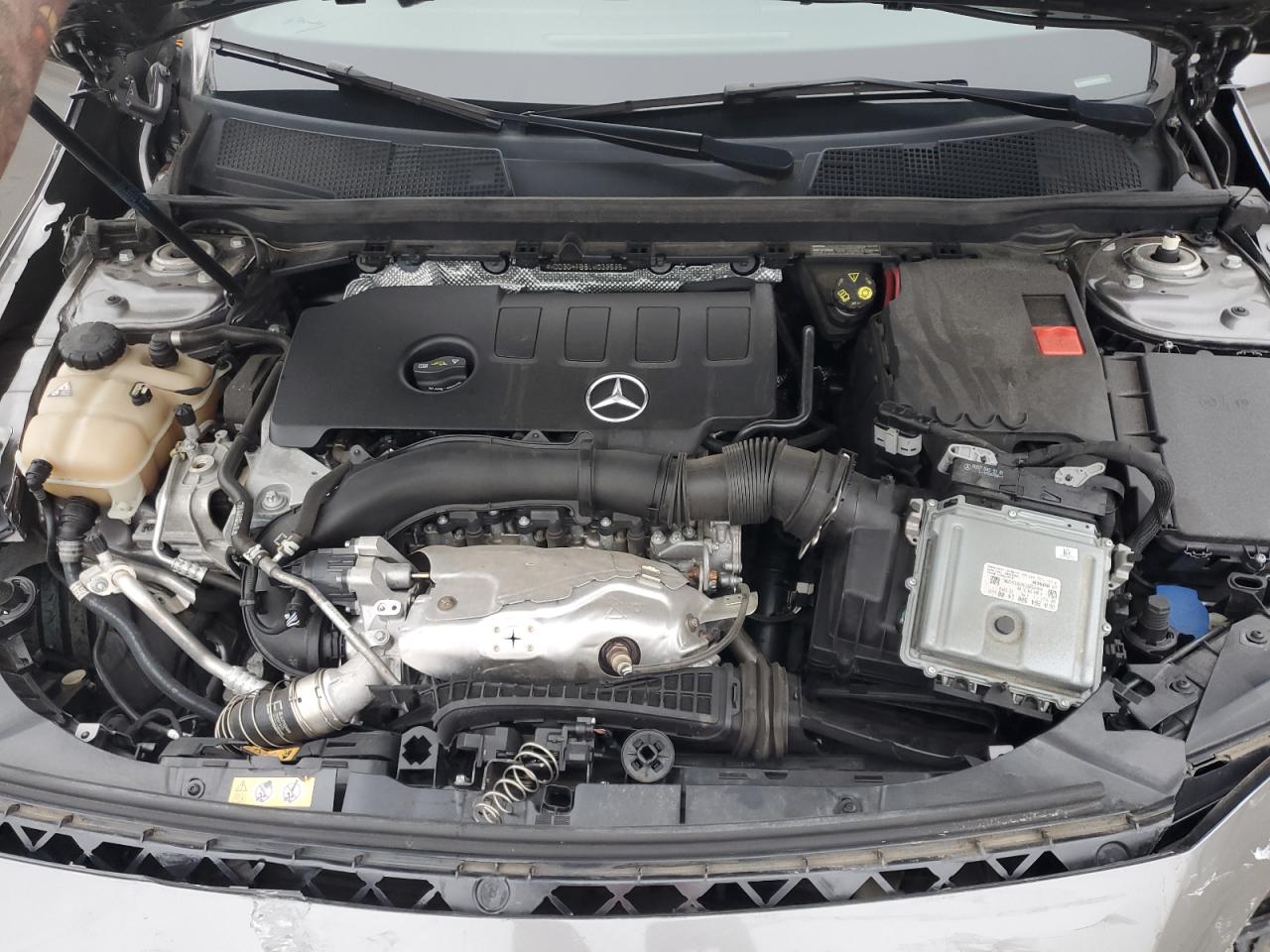 WDD3G4FB8LW039595 2020 Mercedes-Benz A 220 4Matic