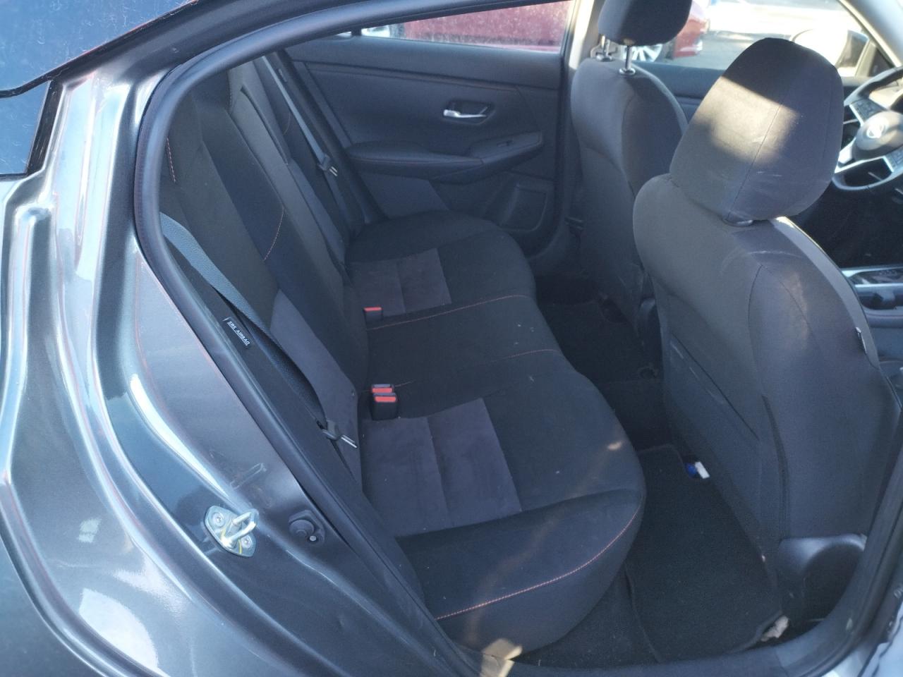 2022 Nissan Sentra - Image 10