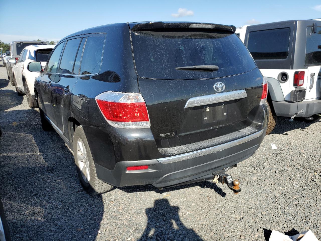 2013 Toyota Highlander - Image 2