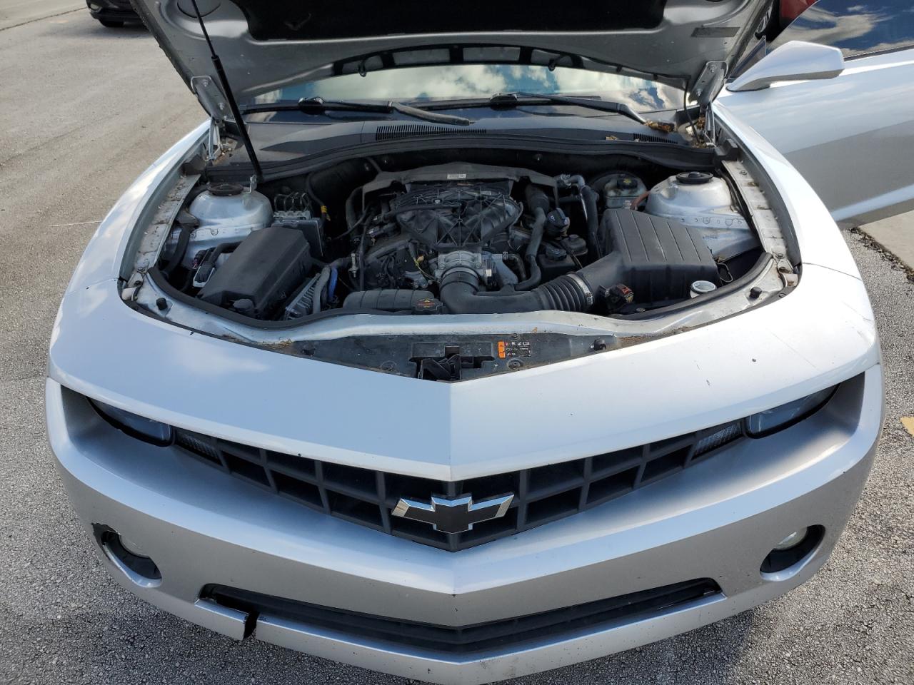 2012 Chevrolet Camaro - Image 11