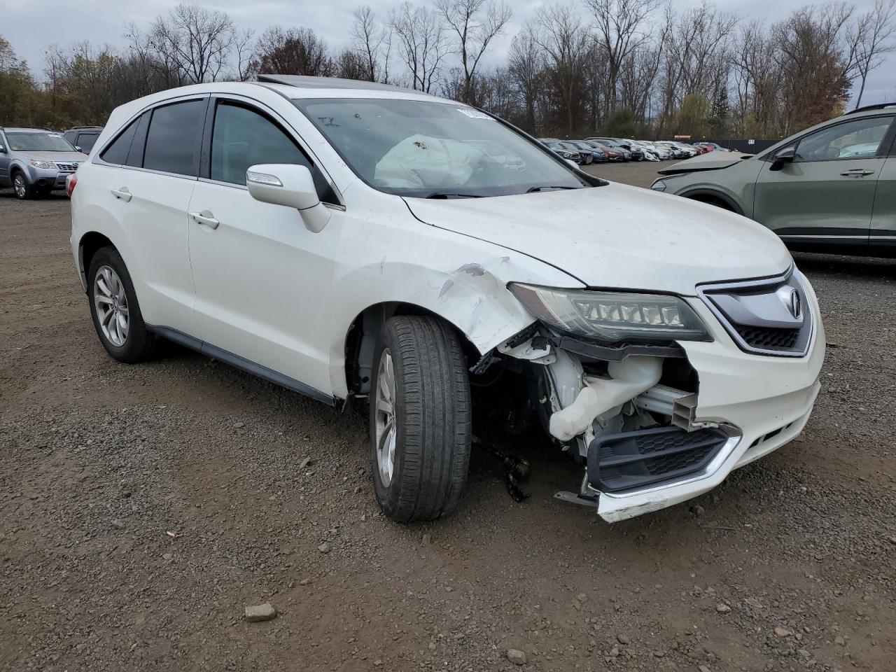 VIN 5J8TB4H56GL016146 2016 ACURA RDX no.4