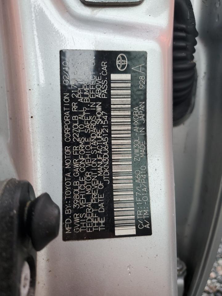2010 Toyota Prius - Image 14