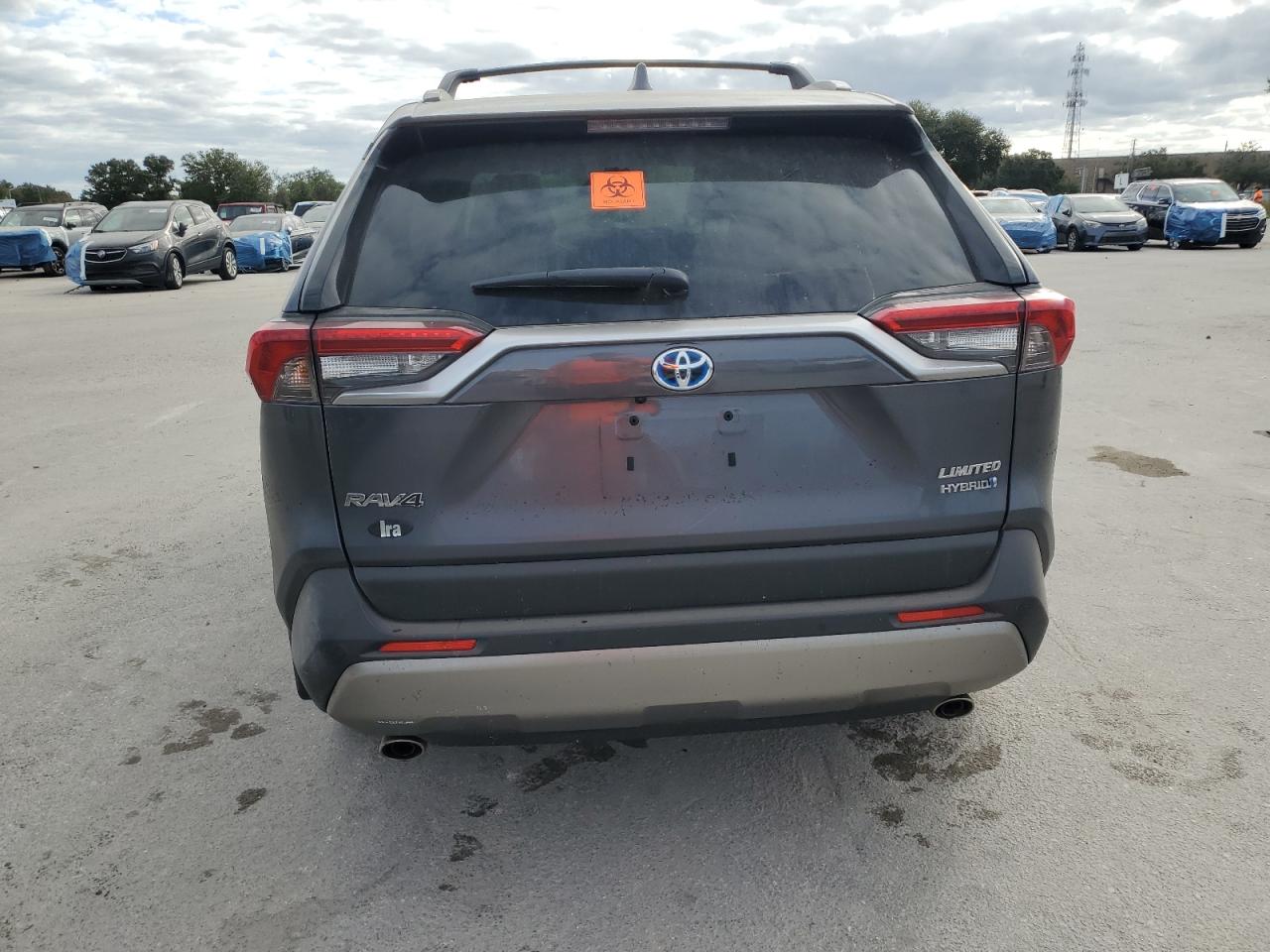 2023 Toyota RAV 4 - Image 6