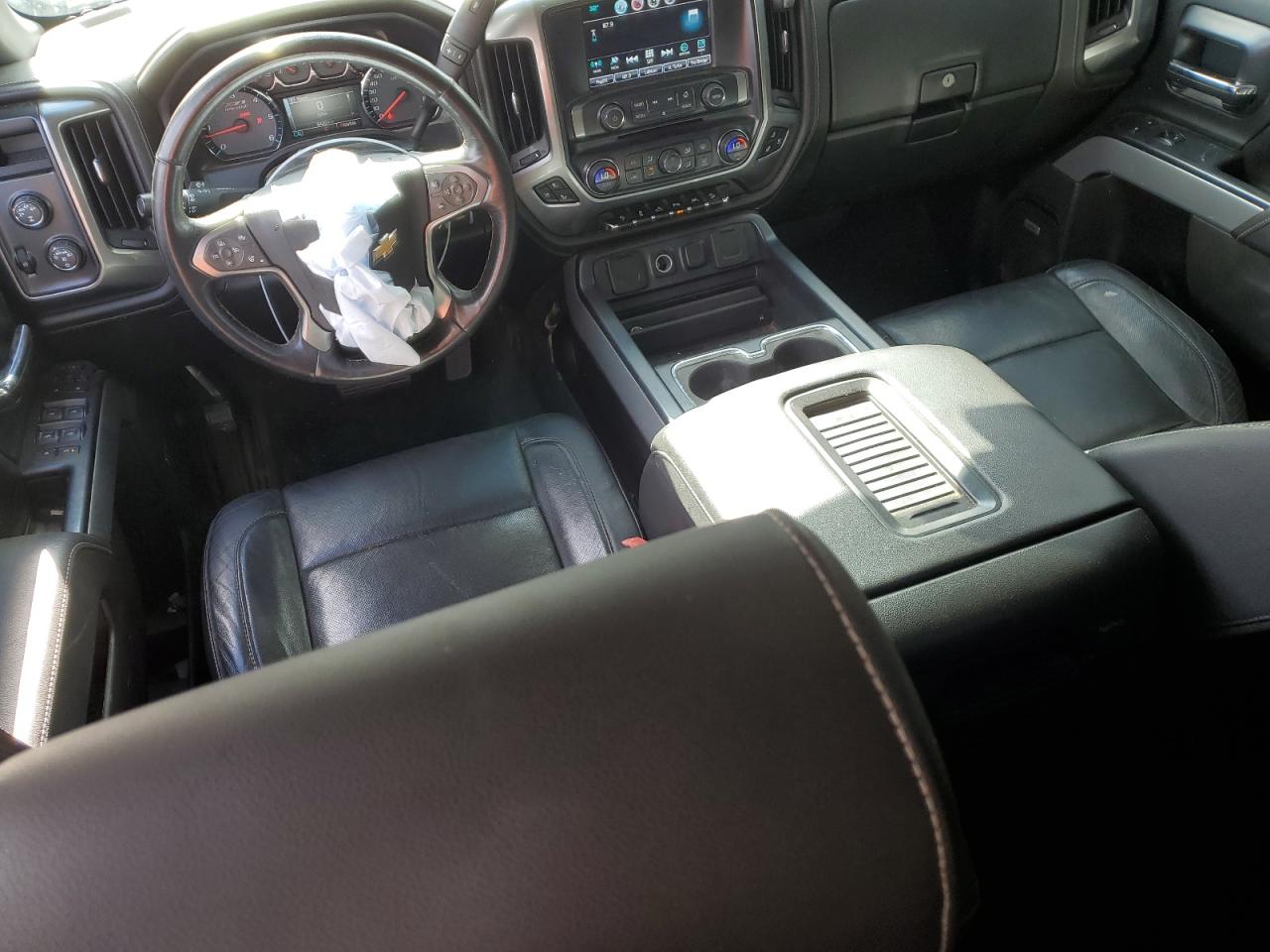 2016 Chevrolet Silverado - Image 8