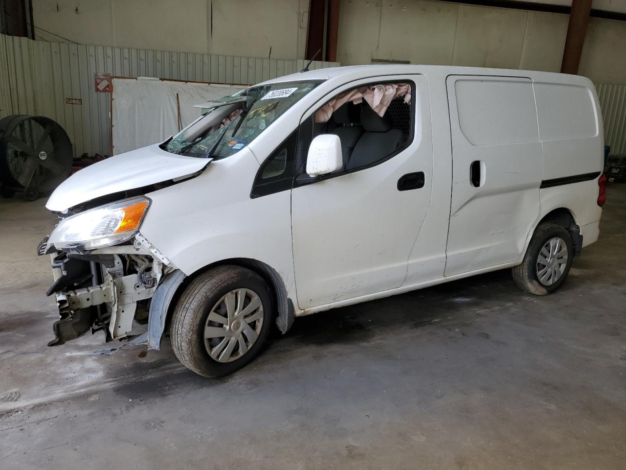 2017 NISSAN NV