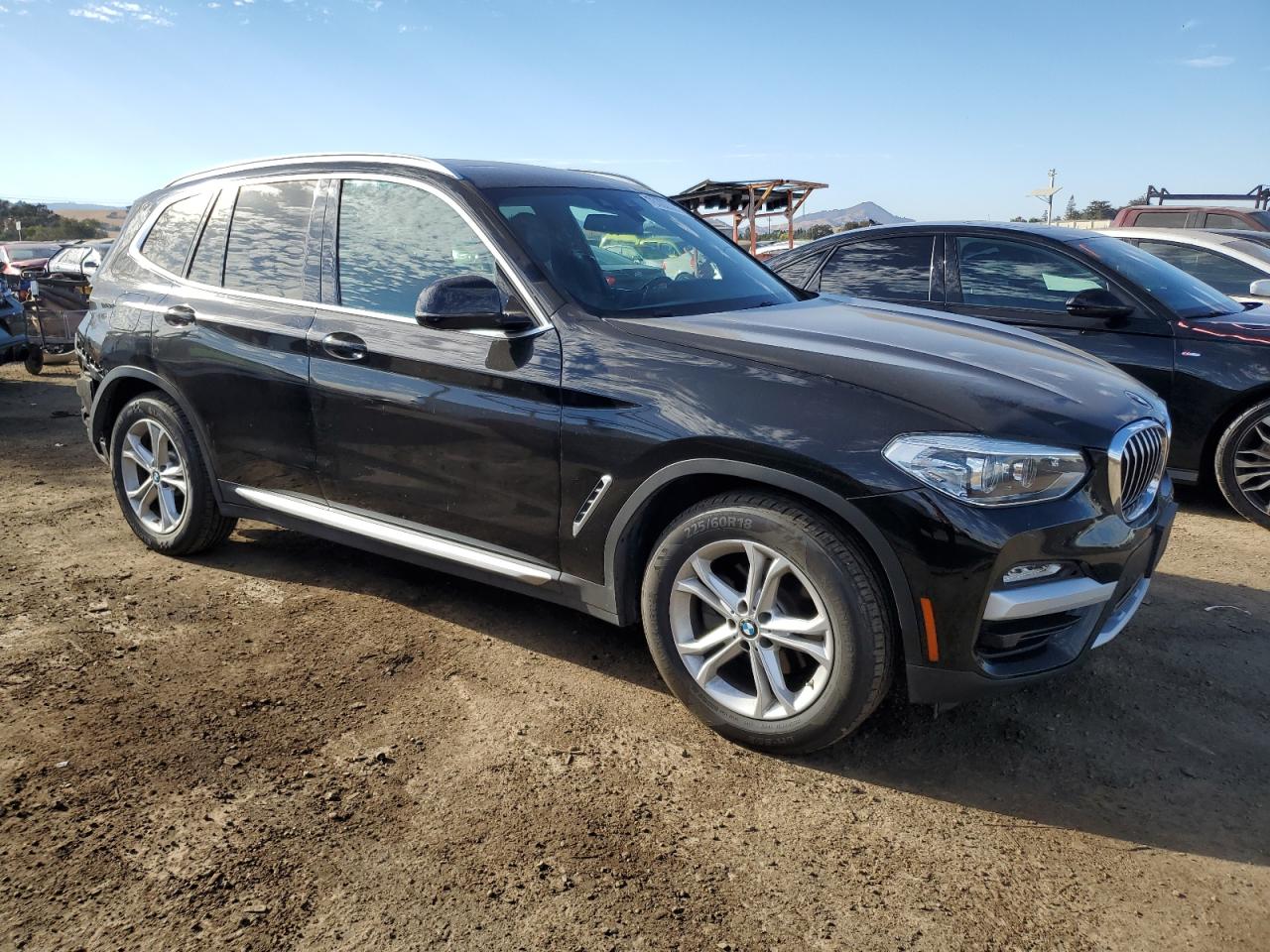 VIN 5UXTR7C54KLR39557 2019 BMW X3 no.4