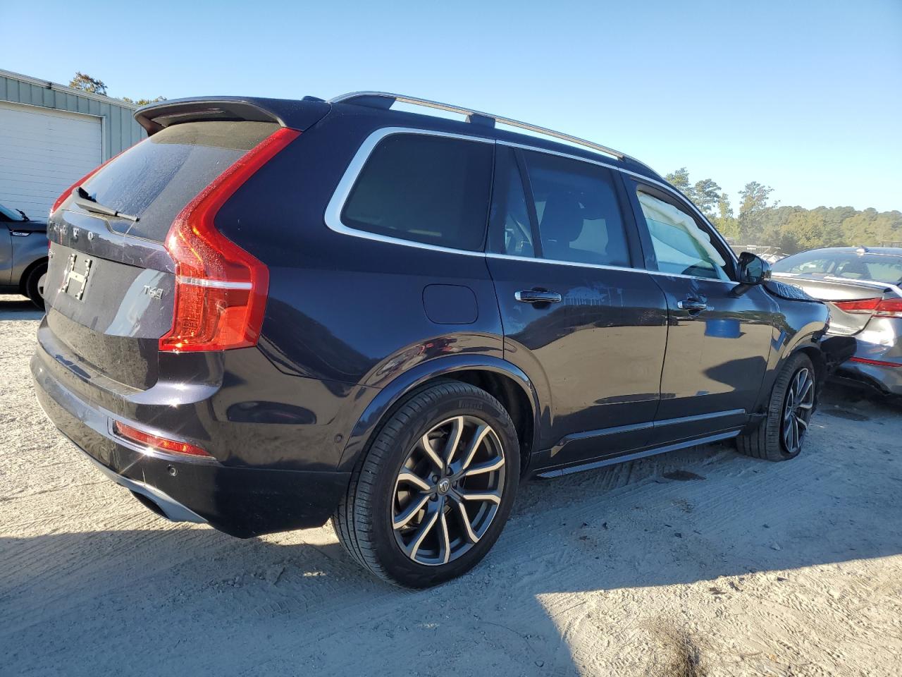 2016 Volvo Xc90 T6 VIN: YV4A22PK4G1069602 Lot: 75591214