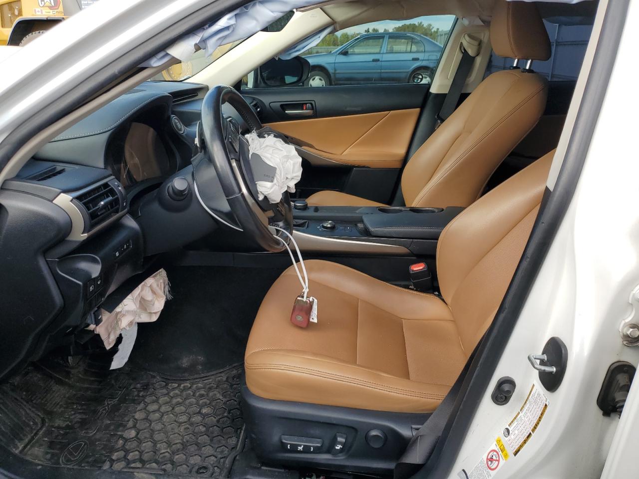 2017 Lexus IS - Image 7