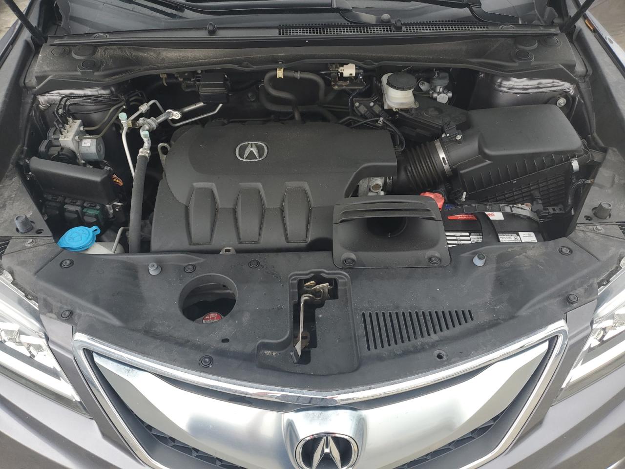 5J8TB4H71JL000137 2018 Acura Rdx Advance