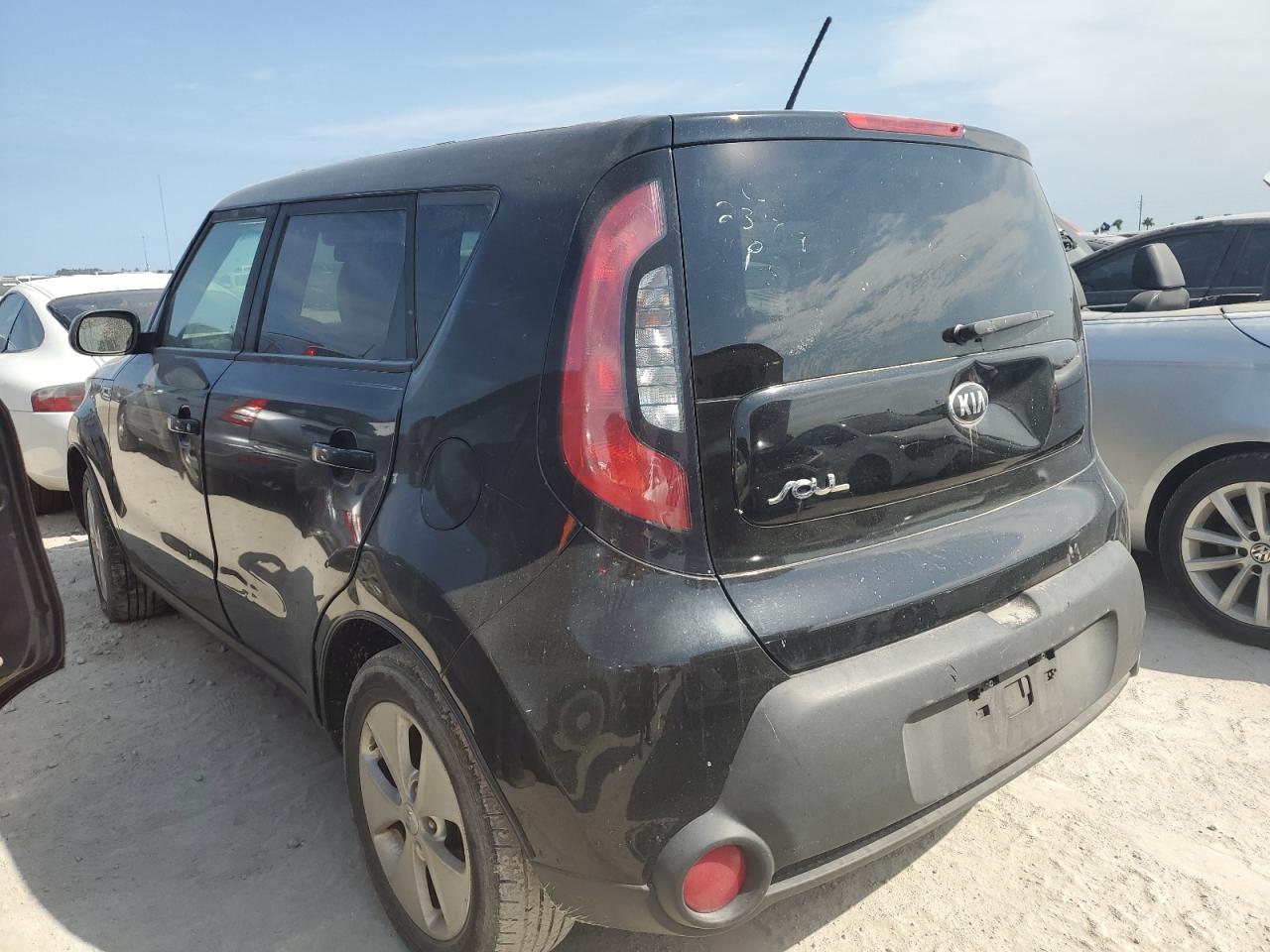 2016 Kia Soul - Image 2