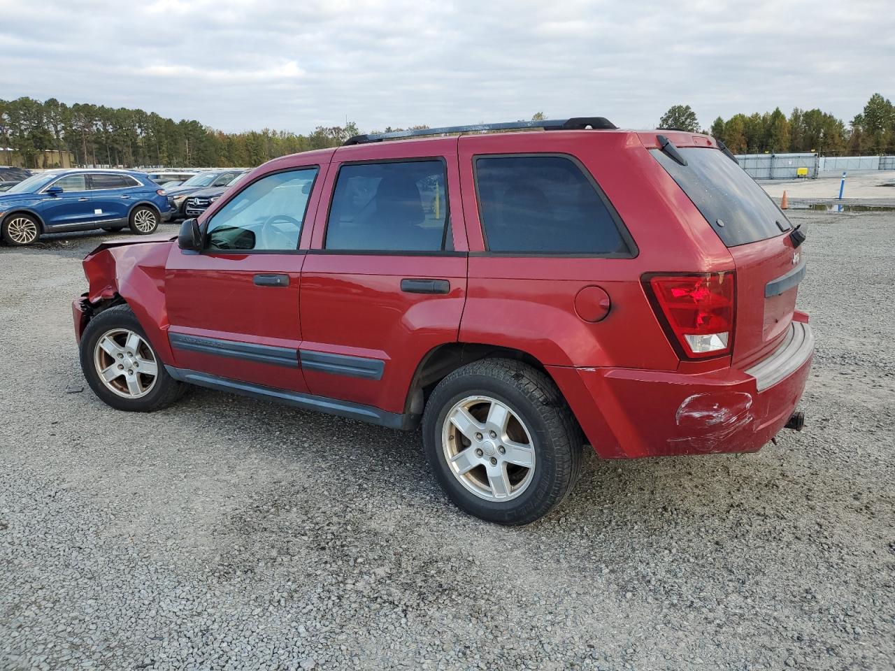 2005 Jeep Grand Cherokee - Image 2
