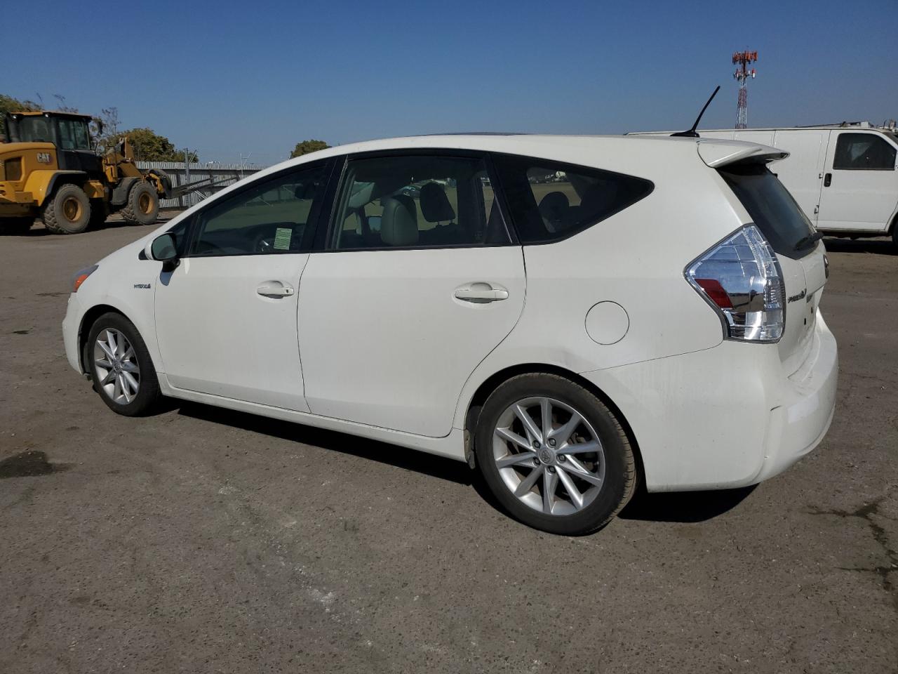 2012 Toyota Prius - Image 2